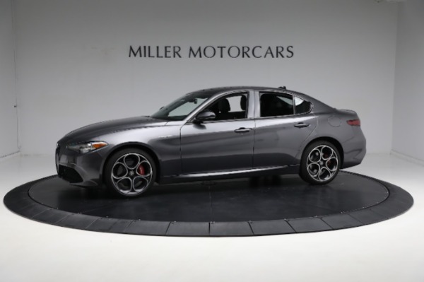 Used 2022 Alfa Romeo Giulia Veloce for sale Sold at Bugatti of Greenwich in Greenwich CT 06830 4