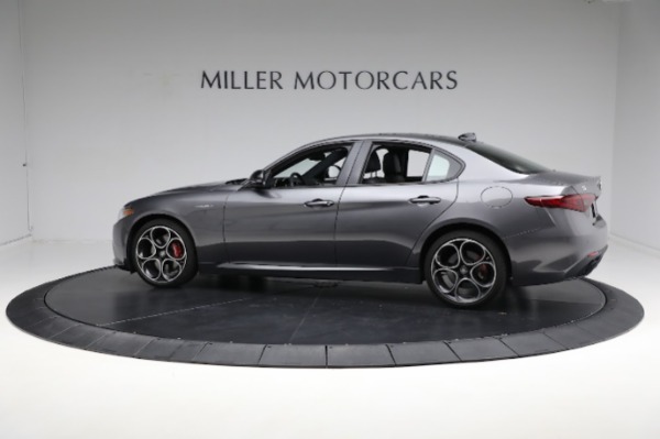 Used 2022 Alfa Romeo Giulia Veloce for sale Sold at Bugatti of Greenwich in Greenwich CT 06830 6