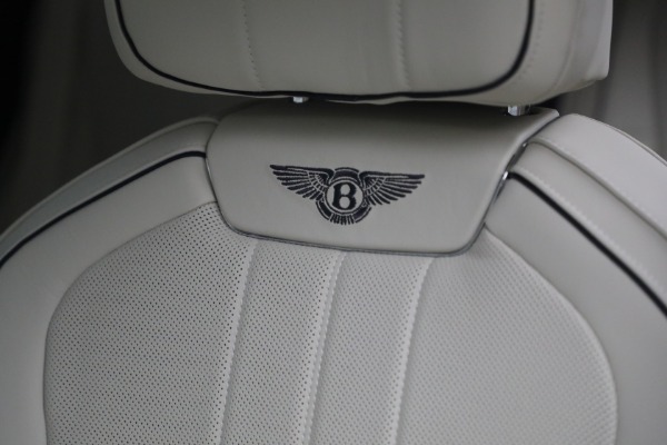 New 2022 Bentley Flying Spur W12 for sale Sold at Bugatti of Greenwich in Greenwich CT 06830 19