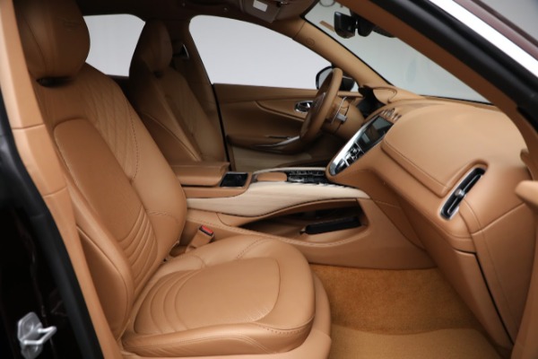 New 2022 Aston Martin DBX for sale $208,886 at Bugatti of Greenwich in Greenwich CT 06830 24