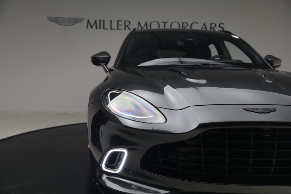 Used 2022 Aston Martin DBX for sale $115,900 at Bugatti of Greenwich in Greenwich CT 06830 13