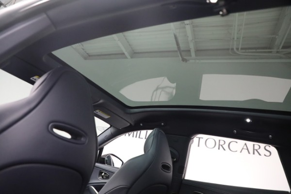 New 2022 Aston Martin DBX for sale $218,986 at Bugatti of Greenwich in Greenwich CT 06830 23