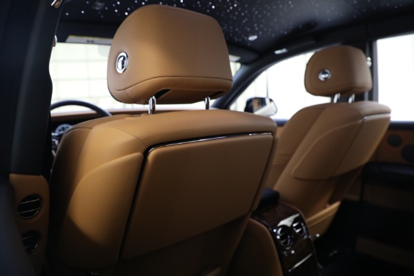 Used 2022 Rolls-Royce Phantom for sale $599,900 at Bugatti of Greenwich in Greenwich CT 06830 14