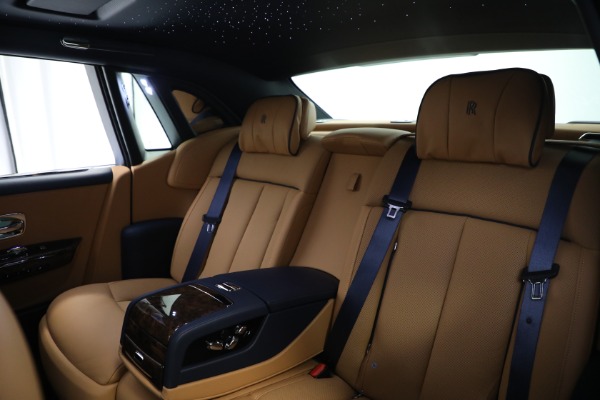 Used 2022 Rolls-Royce Phantom for sale Sold at Bugatti of Greenwich in Greenwich CT 06830 16