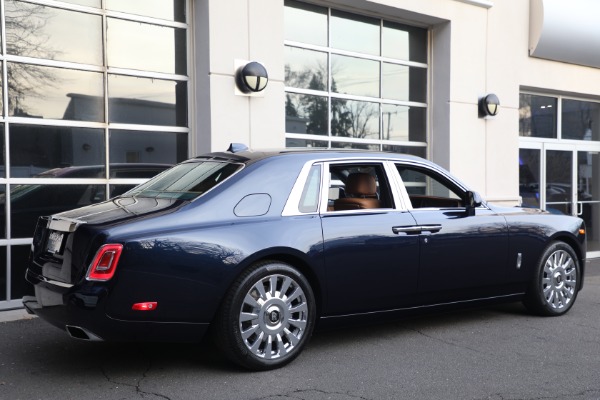 Used 2022 Rolls-Royce Phantom for sale $599,900 at Bugatti of Greenwich in Greenwich CT 06830 5