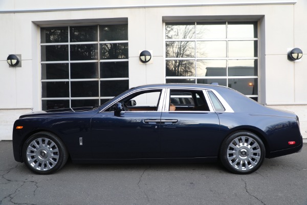 Used 2022 Rolls-Royce Phantom for sale $599,900 at Bugatti of Greenwich in Greenwich CT 06830 6