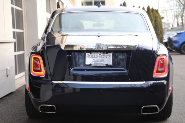 Used 2022 Rolls-Royce Phantom for sale $599,900 at Bugatti of Greenwich in Greenwich CT 06830 8