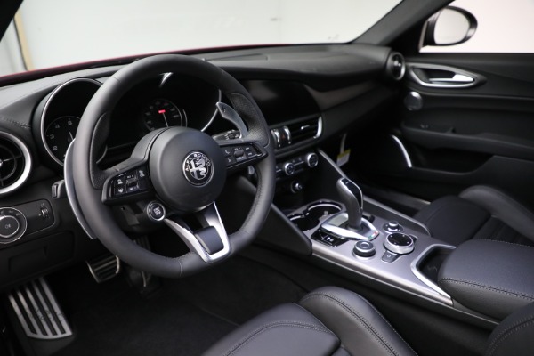 New 2022 Alfa Romeo Giulia Veloce for sale Sold at Bugatti of Greenwich in Greenwich CT 06830 13