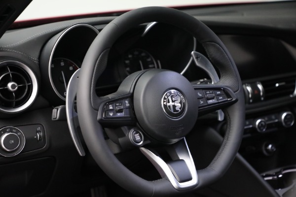 New 2022 Alfa Romeo Giulia Veloce for sale Sold at Bugatti of Greenwich in Greenwich CT 06830 17