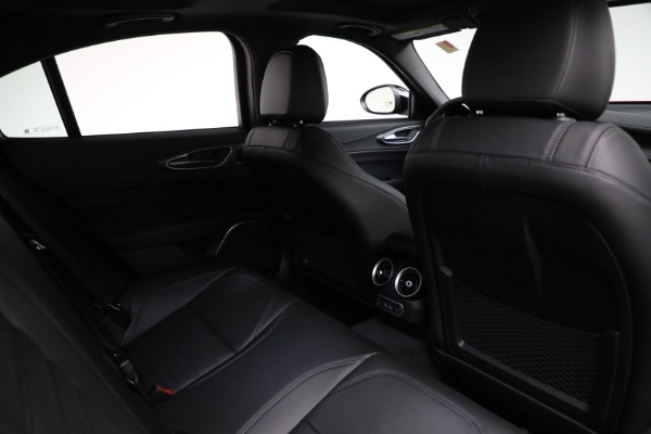 New 2022 Alfa Romeo Giulia Veloce for sale Sold at Bugatti of Greenwich in Greenwich CT 06830 26