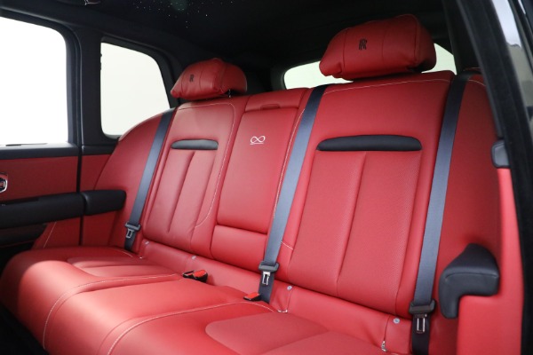 Used 2022 Rolls-Royce Black Badge Cullinan for sale $429,900 at Bugatti of Greenwich in Greenwich CT 06830 21