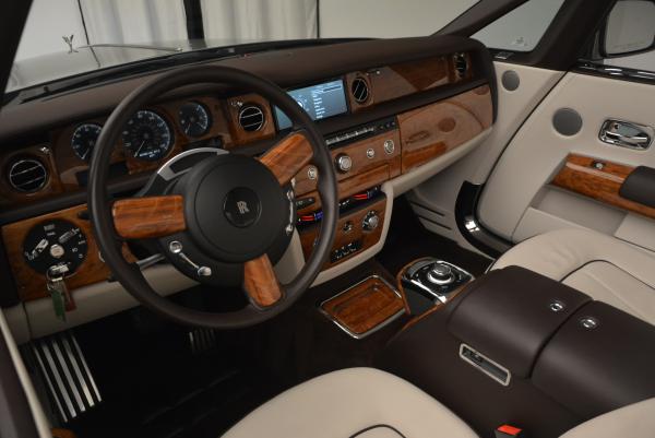 Used 2015 Rolls-Royce Phantom Drophead Coupe for sale Sold at Bugatti of Greenwich in Greenwich CT 06830 28