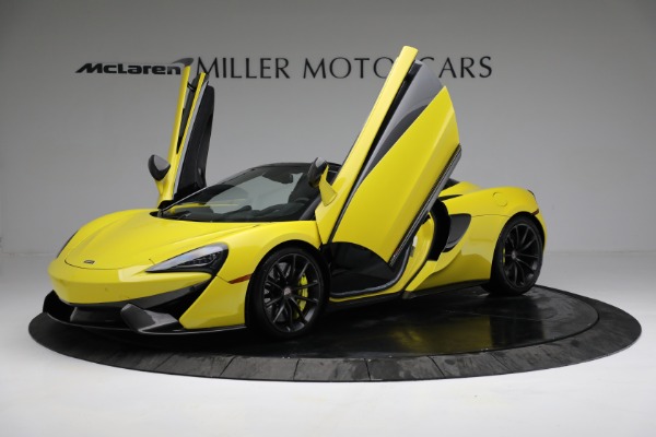 Used 2018 McLaren 570S Spider for sale Sold at Bugatti of Greenwich in Greenwich CT 06830 14