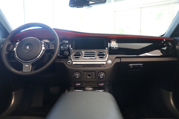 Used 2018 Rolls-Royce Dawn Black Badge for sale $385,900 at Bugatti of Greenwich in Greenwich CT 06830 4