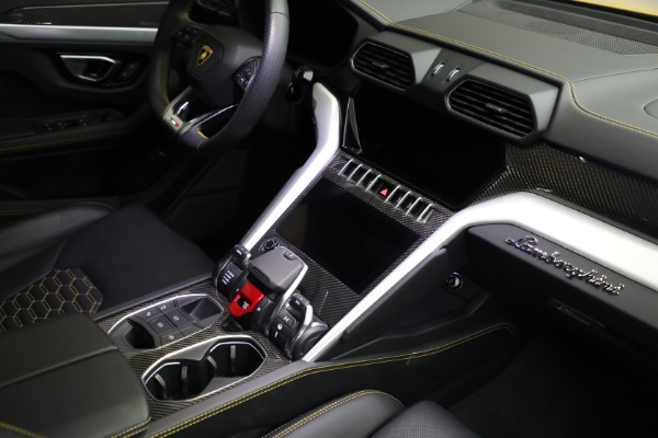 Used 2021 Lamborghini Urus for sale Sold at Bugatti of Greenwich in Greenwich CT 06830 17