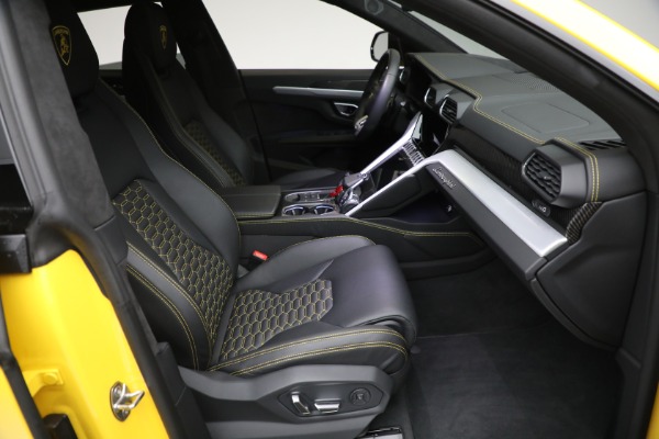 Used 2021 Lamborghini Urus for sale Sold at Bugatti of Greenwich in Greenwich CT 06830 22