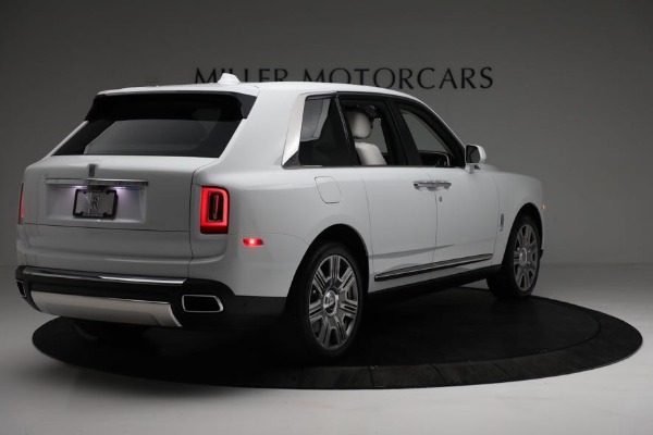 New 2022 Rolls-Royce Cullinan for sale Call for price at Bugatti of Greenwich in Greenwich CT 06830 11