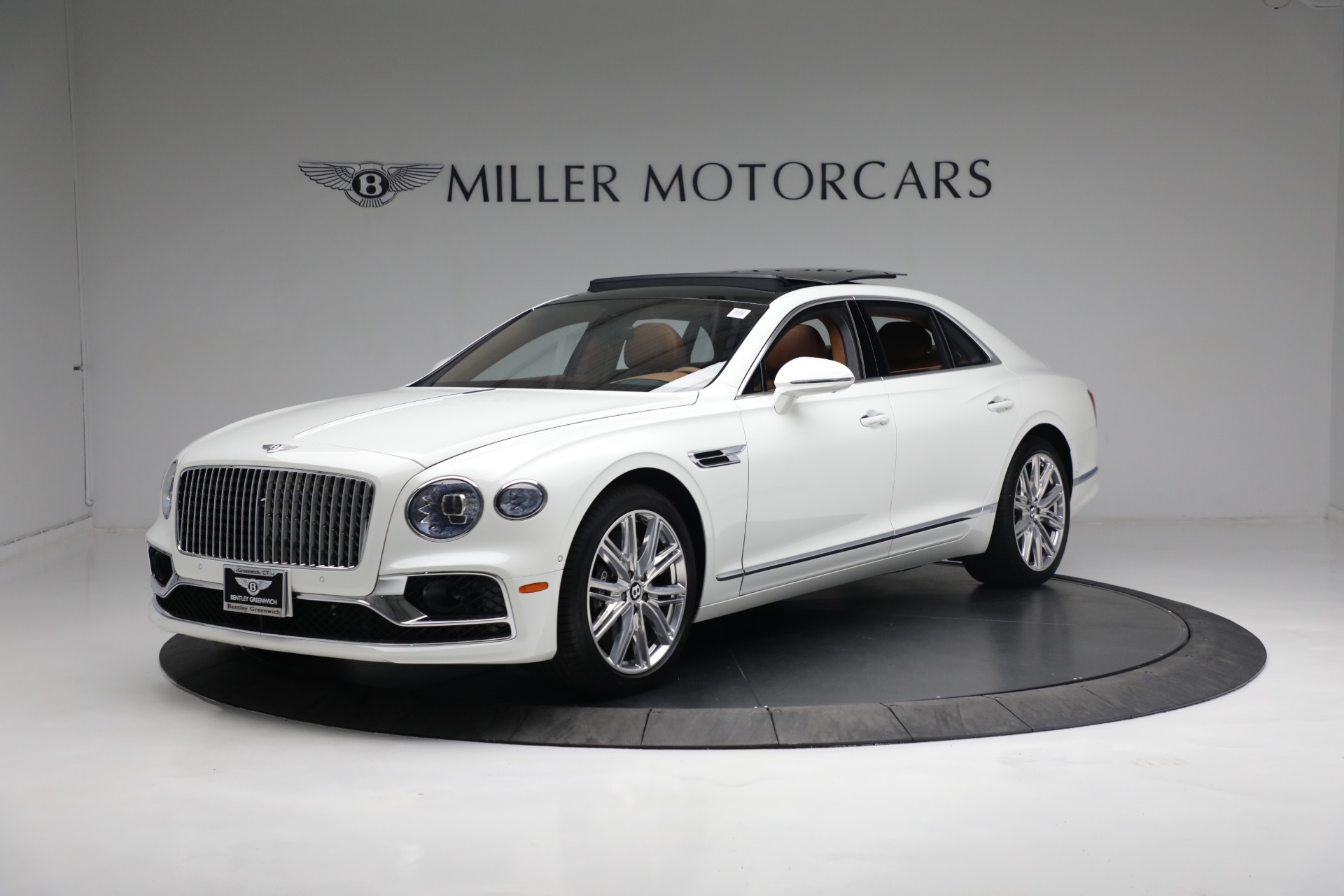 Used 2021 Bentley Flying Spur V8 for sale $219,900 at Bugatti of Greenwich in Greenwich CT 06830 1