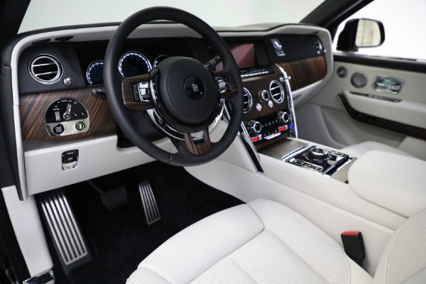 Used 2020 Rolls-Royce Cullinan for sale $389,900 at Bugatti of Greenwich in Greenwich CT 06830 19