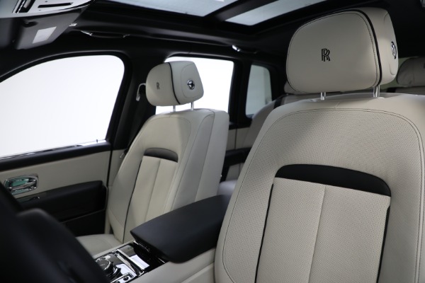 Used 2020 Rolls-Royce Cullinan for sale Sold at Bugatti of Greenwich in Greenwich CT 06830 19