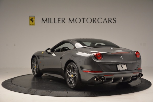 Used 2015 Ferrari California T for sale Sold at Bugatti of Greenwich in Greenwich CT 06830 17