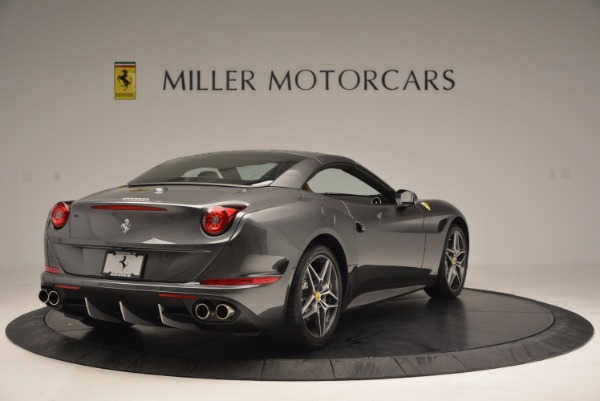 Used 2015 Ferrari California T for sale Sold at Bugatti of Greenwich in Greenwich CT 06830 19