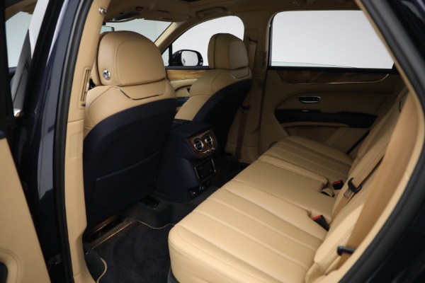 Used 2021 Bentley Bentayga V8 for sale Sold at Bugatti of Greenwich in Greenwich CT 06830 19