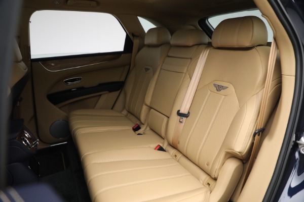 Used 2021 Bentley Bentayga V8 for sale Sold at Bugatti of Greenwich in Greenwich CT 06830 21