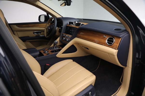 Used 2021 Bentley Bentayga V8 for sale Call for price at Bugatti of Greenwich in Greenwich CT 06830 23
