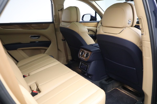 Used 2021 Bentley Bentayga V8 for sale Sold at Bugatti of Greenwich in Greenwich CT 06830 26