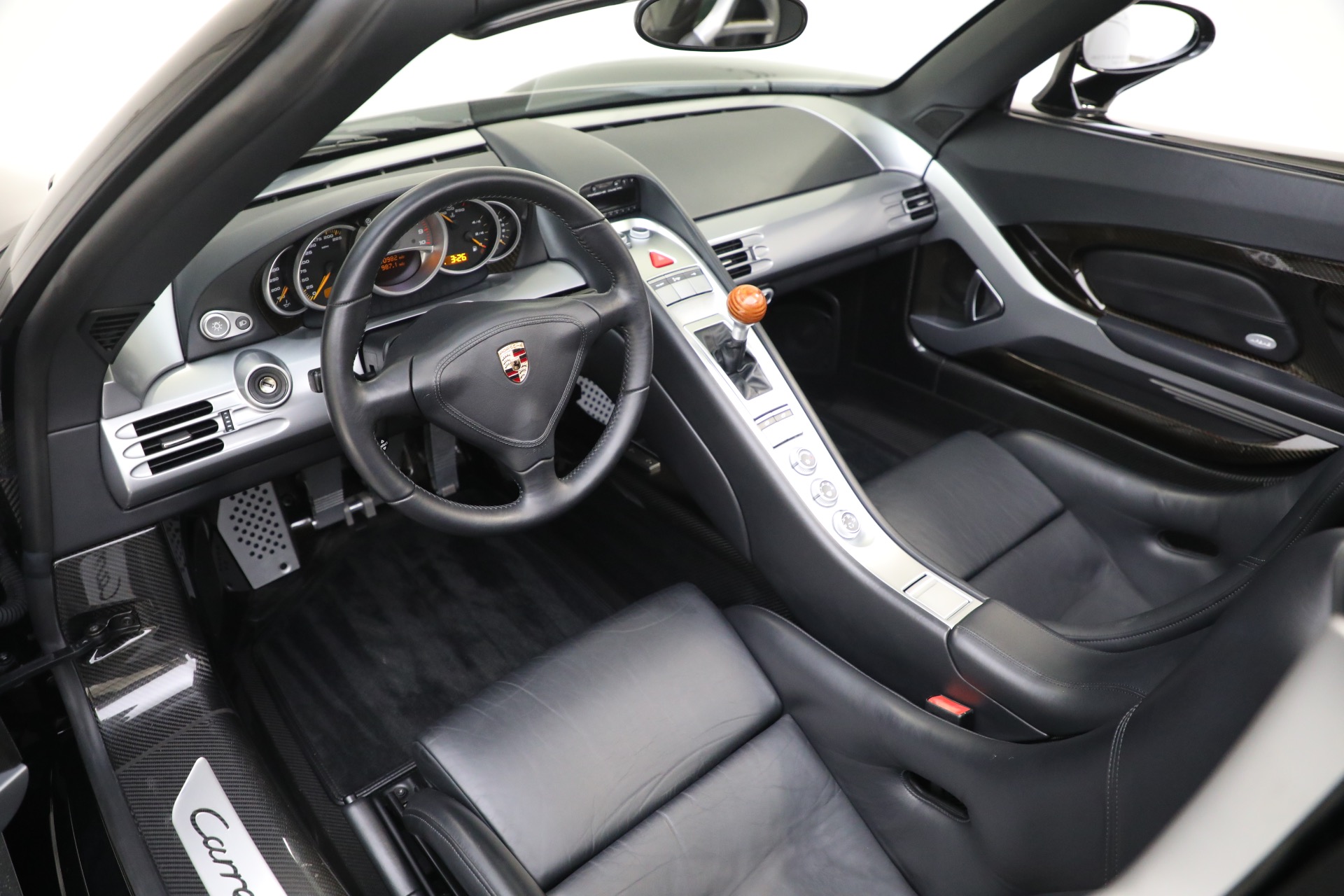 Pre-Owned 2005 Porsche Carrera GT For Sale ($1,400,000) | Bugatti of  Greenwich Stock #8431C