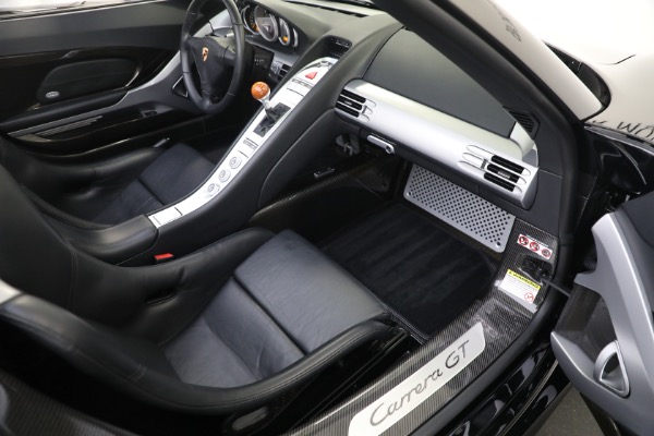 Used 2005 Porsche Carrera GT for sale Sold at Bugatti of Greenwich in Greenwich CT 06830 27