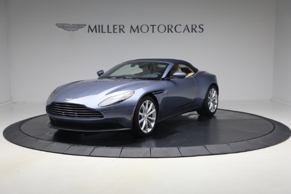 Used 2022 Aston Martin DB11 Volante for sale $169,900 at Bugatti of Greenwich in Greenwich CT 06830 16
