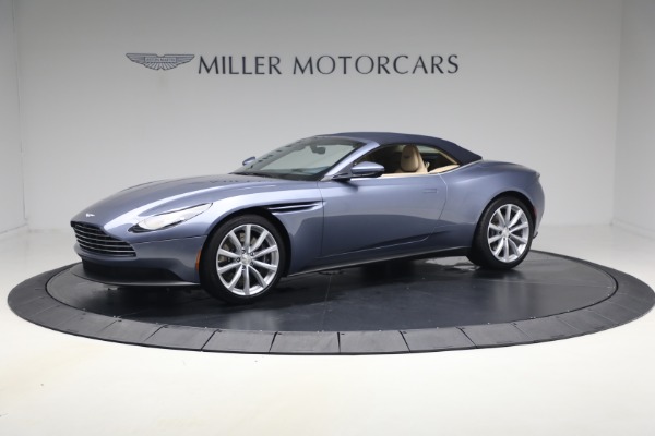 Used 2022 Aston Martin DB11 Volante for sale $169,900 at Bugatti of Greenwich in Greenwich CT 06830 17