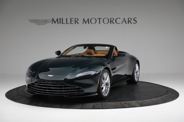 New 2022 Aston Martin Vantage Roadster for sale $192,716 at Bugatti of Greenwich in Greenwich CT 06830 12