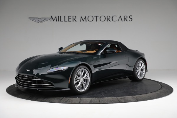 New 2022 Aston Martin Vantage Roadster for sale $192,716 at Bugatti of Greenwich in Greenwich CT 06830 19