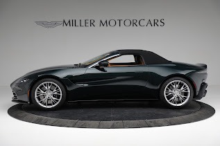 New 2022 Aston Martin Vantage Roadster for sale $192,716 at Bugatti of Greenwich in Greenwich CT 06830 20
