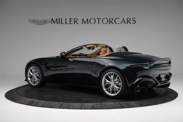 New 2022 Aston Martin Vantage Roadster for sale $192,716 at Bugatti of Greenwich in Greenwich CT 06830 3