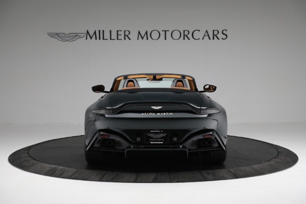 New 2022 Aston Martin Vantage Roadster for sale $192,716 at Bugatti of Greenwich in Greenwich CT 06830 5