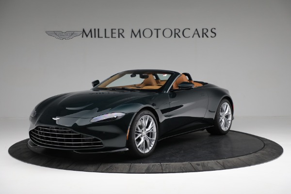 New 2022 Aston Martin Vantage Roadster for sale $192,716 at Bugatti of Greenwich in Greenwich CT 06830 1
