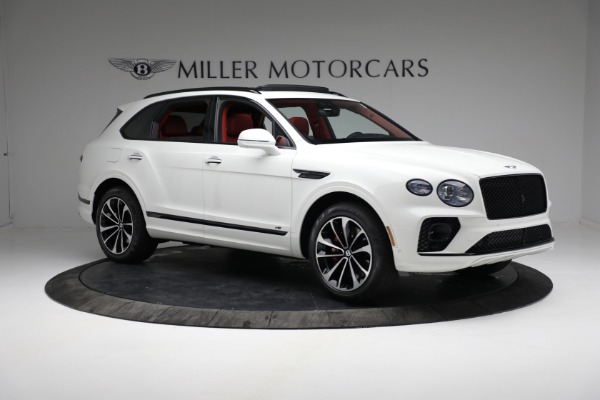 New 2022 Bentley Bentayga V8 for sale Call for price at Bugatti of Greenwich in Greenwich CT 06830 10