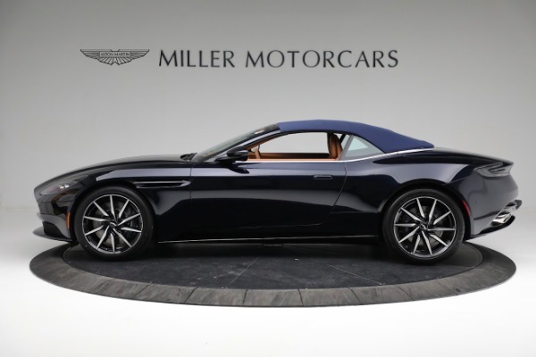 New 2022 Aston Martin DB11 Volante for sale $265,386 at Bugatti of Greenwich in Greenwich CT 06830 14