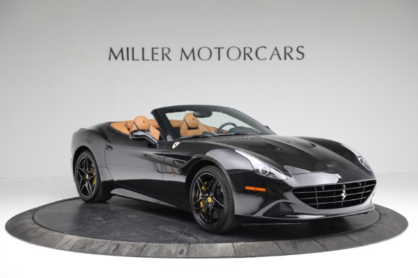 Used 2017 Ferrari California T for sale Sold at Bugatti of Greenwich in Greenwich CT 06830 10