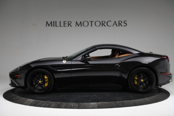 Used 2017 Ferrari California T for sale $178,900 at Bugatti of Greenwich in Greenwich CT 06830 12
