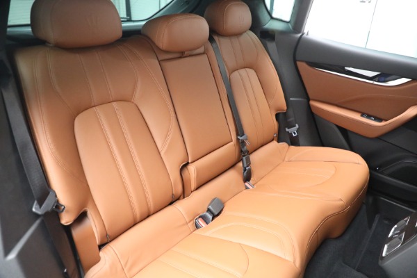 Used 2022 Maserati Levante GT for sale $52,900 at Bugatti of Greenwich in Greenwich CT 06830 18