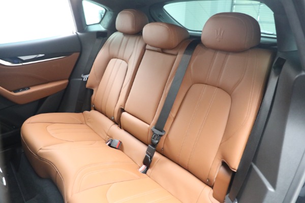 Used 2022 Maserati Levante GT for sale $52,900 at Bugatti of Greenwich in Greenwich CT 06830 20