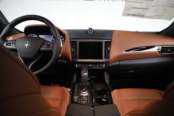 Used 2022 Maserati Levante GT for sale $52,900 at Bugatti of Greenwich in Greenwich CT 06830 21
