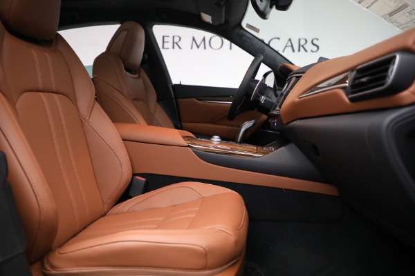New 2022 Maserati Levante Modena for sale $112,575 at Bugatti of Greenwich in Greenwich CT 06830 22