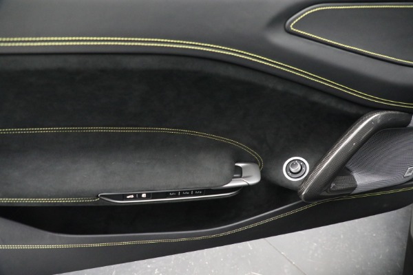 Used 2019 Ferrari GTC4Lusso T for sale $239,900 at Bugatti of Greenwich in Greenwich CT 06830 14