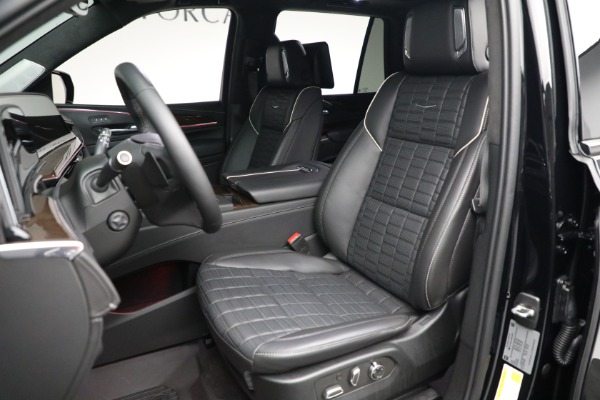 Used 2022 Cadillac Escalade Sport Platinum for sale $135,900 at Bugatti of Greenwich in Greenwich CT 06830 14